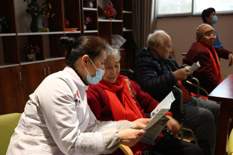 平安老年人医保卡过期怎么更换？这份超详细攻略让你少跑冤枉路